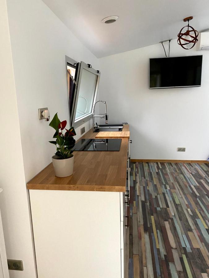 Le 9Ieme Entracte Hotel Marseilles Buitenkant foto