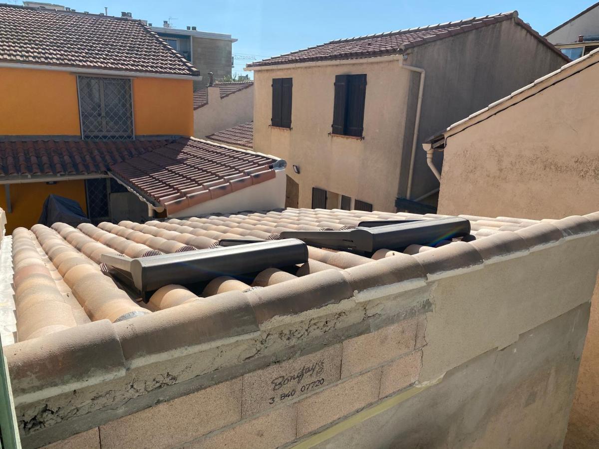 Le 9Ieme Entracte Hotel Marseilles Buitenkant foto